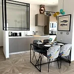 Skyline - Penthouse With 50M2 Private Terrace And Stunning Views