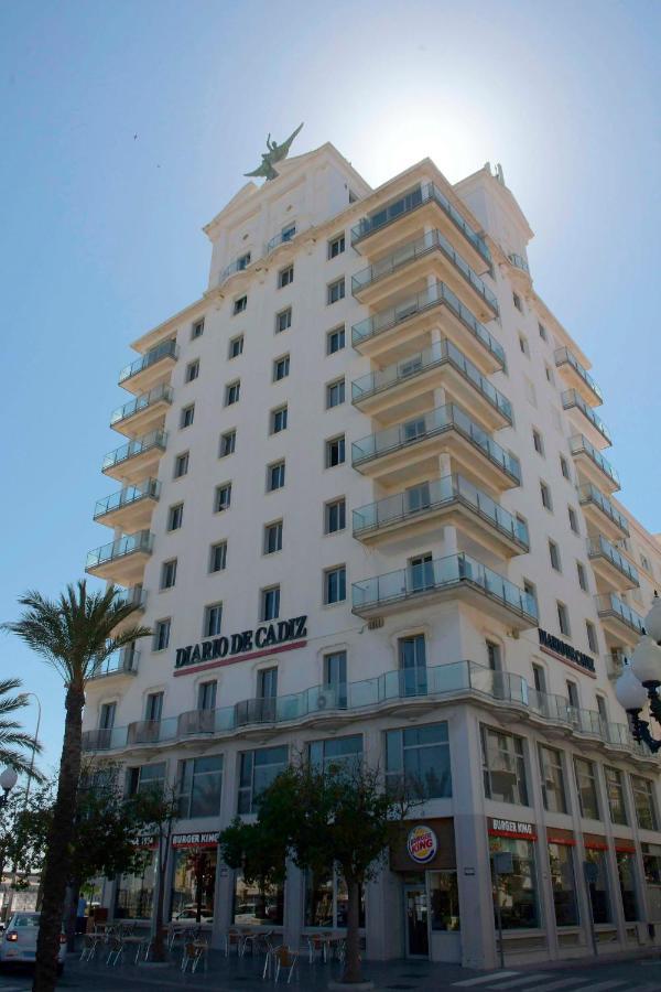 Skyline - Penthouse With 50m2 Private Terrace And Stunning Views * Cádis